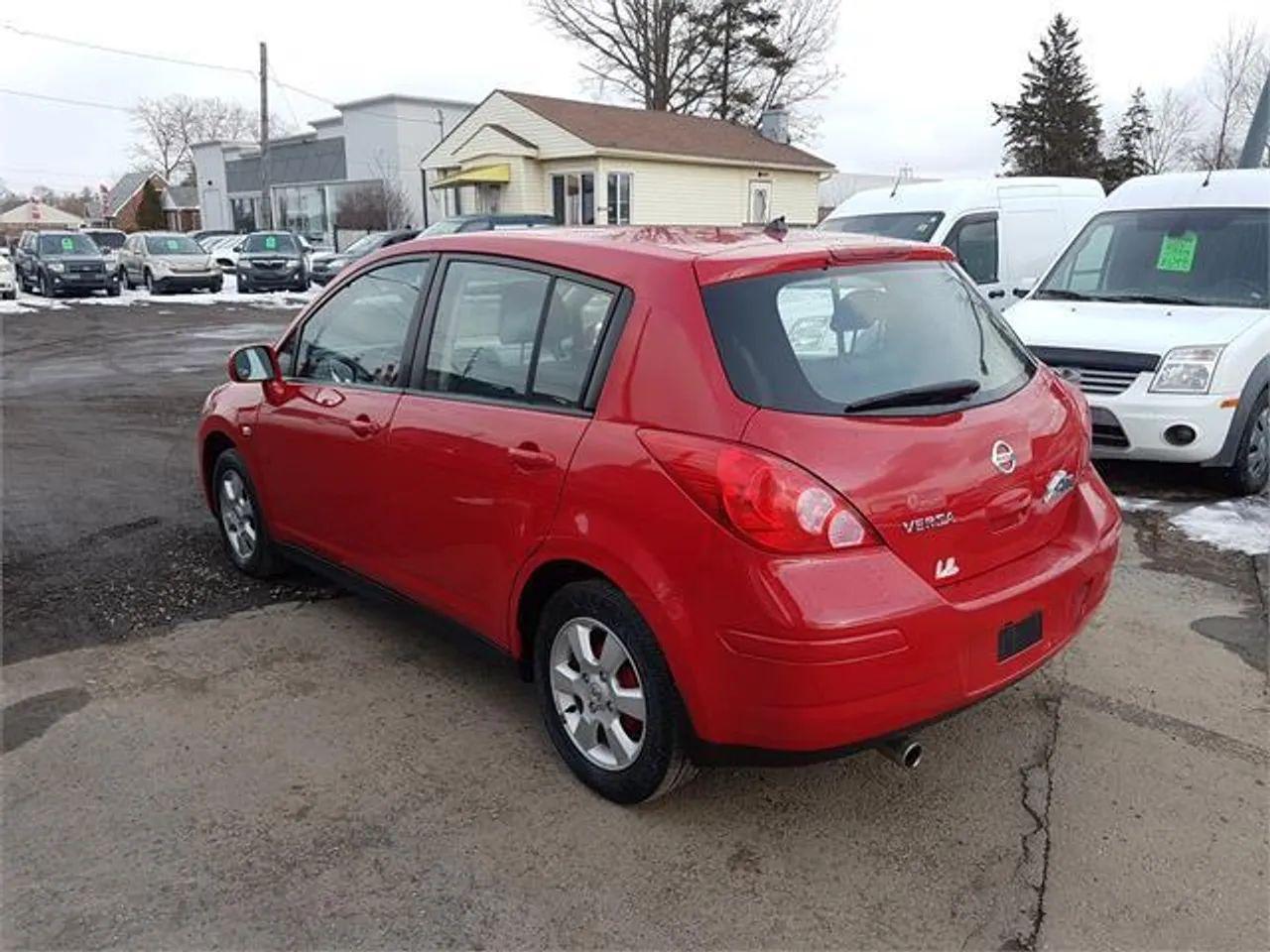 2007 Nissan Versa 1.8 S-4