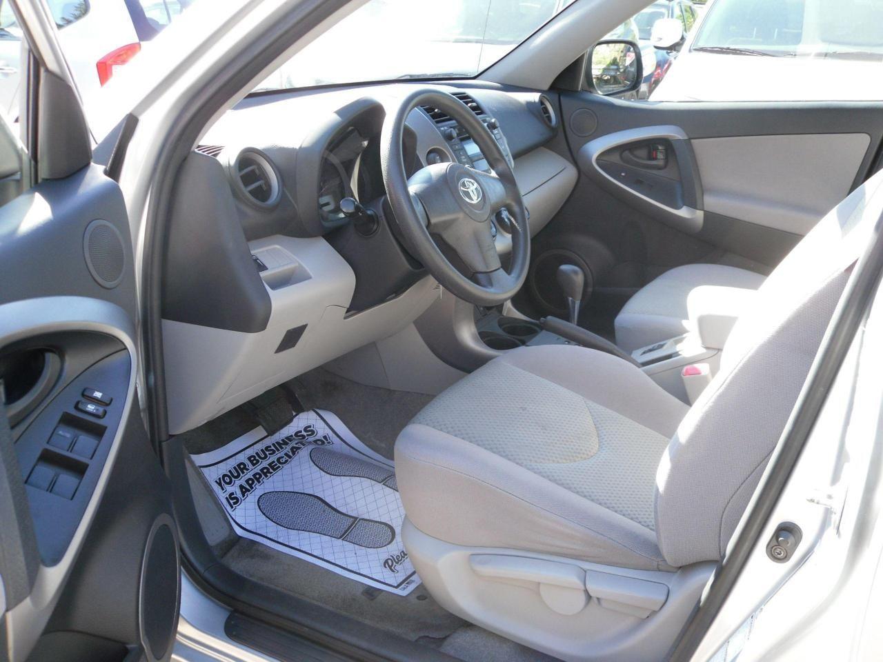 2007 Toyota RAV4 Base-4
