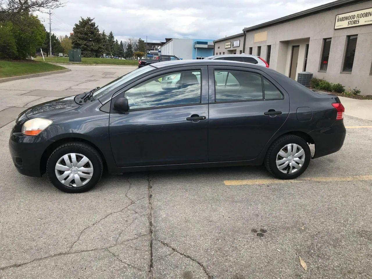 2007 Toyota Yaris C-3
