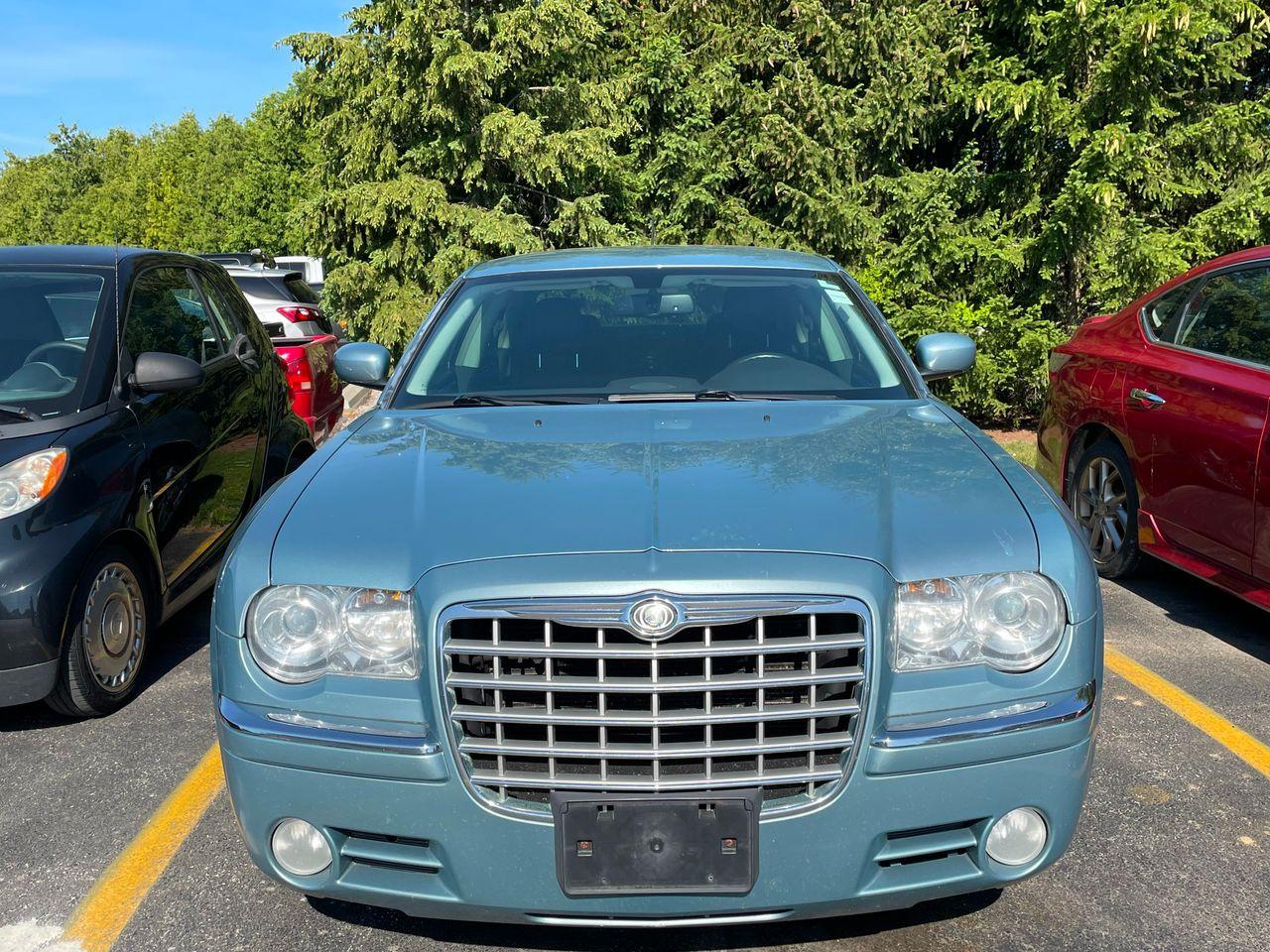 2008 Chrysler 300 Limited-2