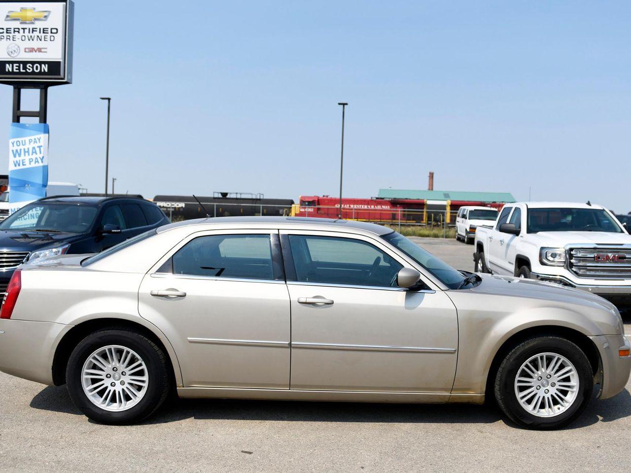 2008 Chrysler 300 Touring-3