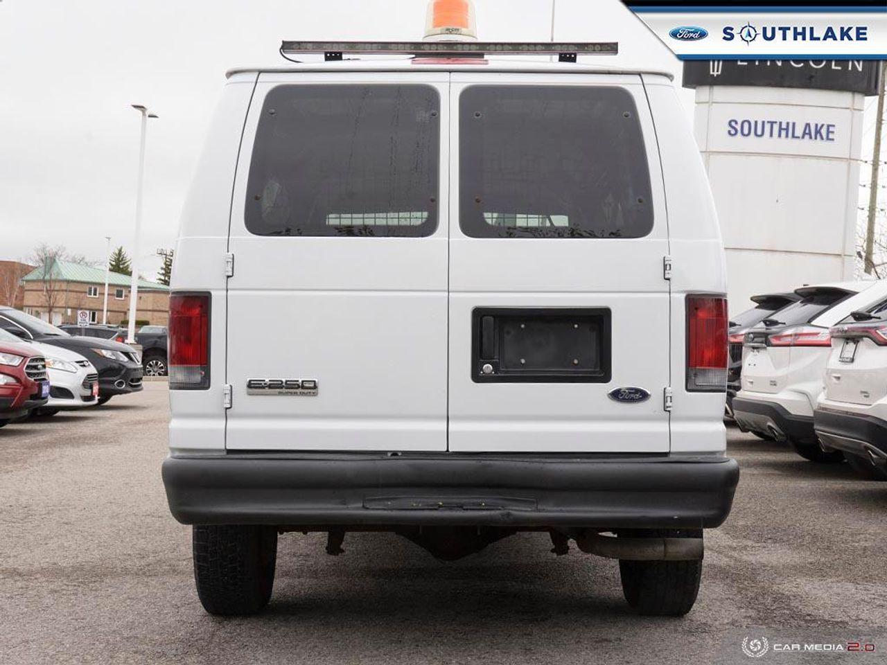 2008 Ford Econoline -4
