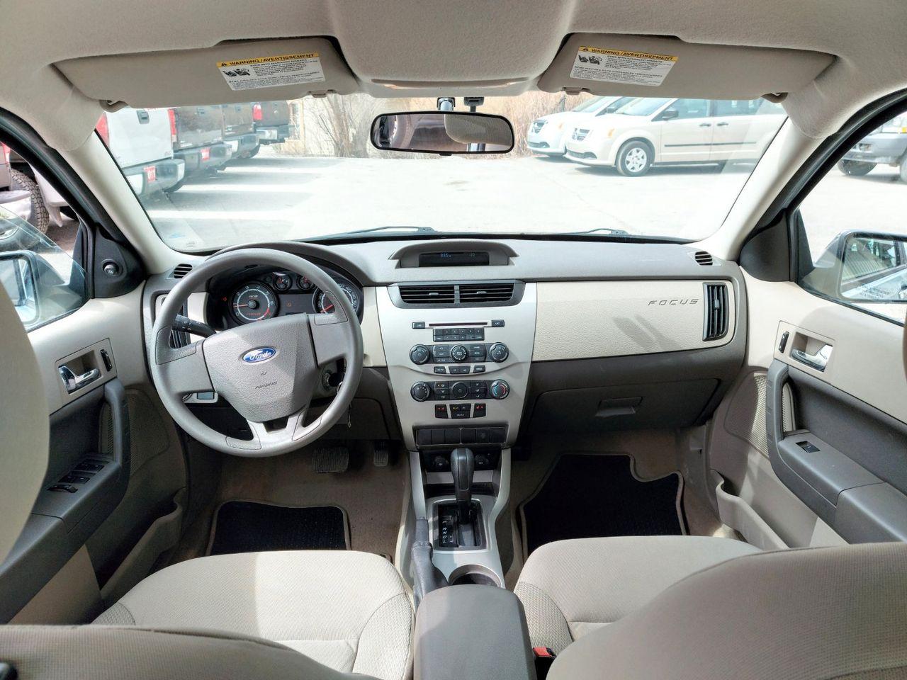 2008 Ford Focus SE-3