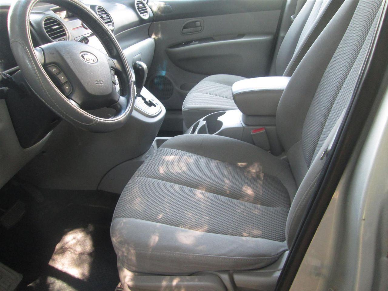 2008 Kia Rondo LX-4