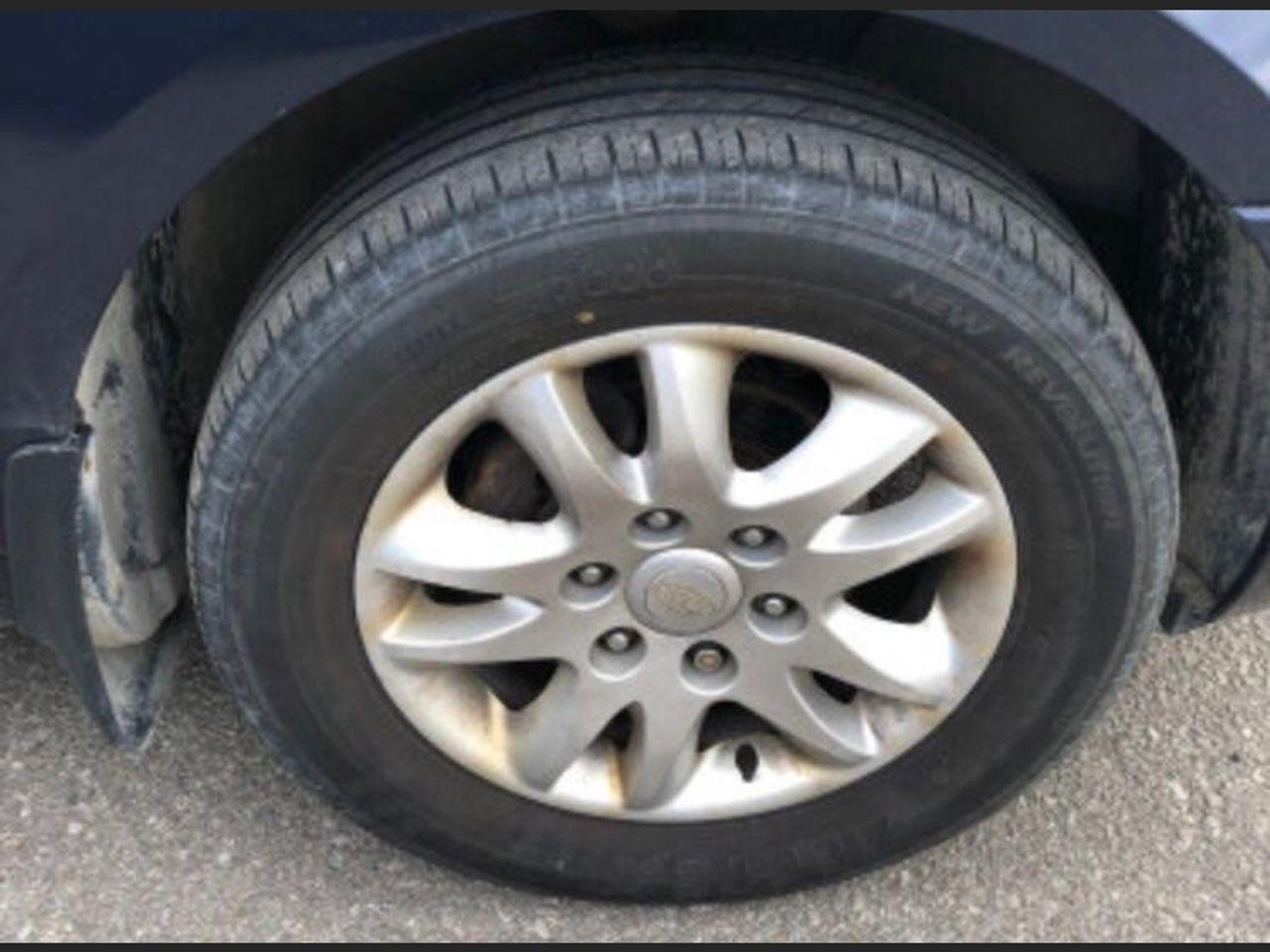 2008 Kia Sedona LX-4