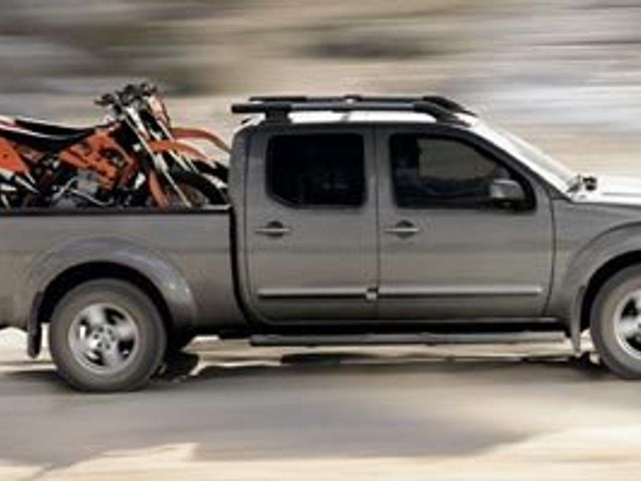 2008 Nissan Frontier LE-0