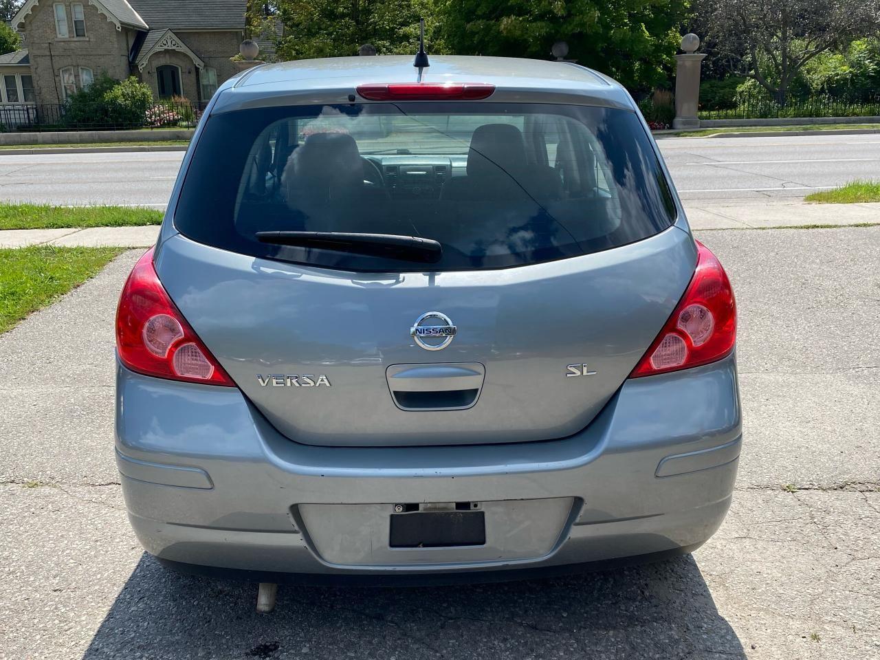 2008 Nissan Versa 1.8 S-2