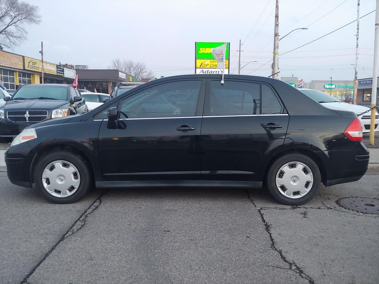 2008 Nissan Versa 1.8 S-4
