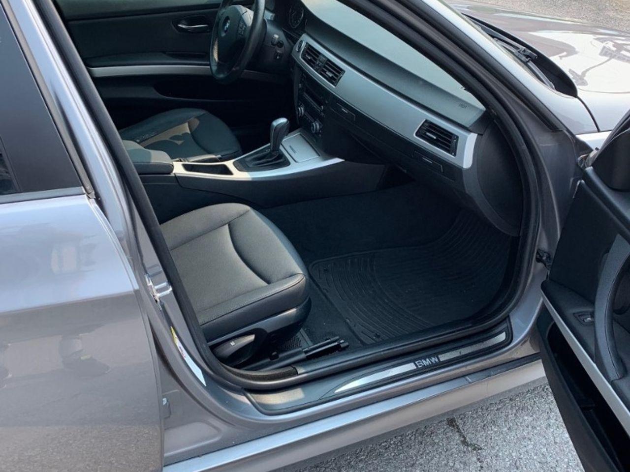 2009 BMW 3-Series 323i-3