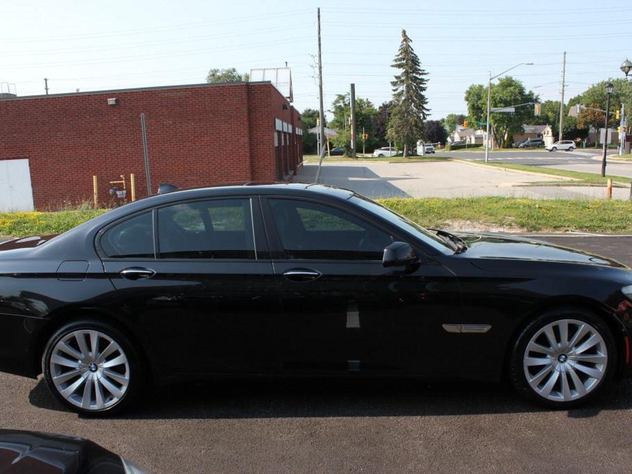 2009 BMW 7-Series 750i-4