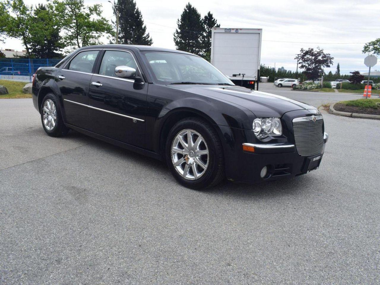 2009 Chrysler 300 C HEMI-2