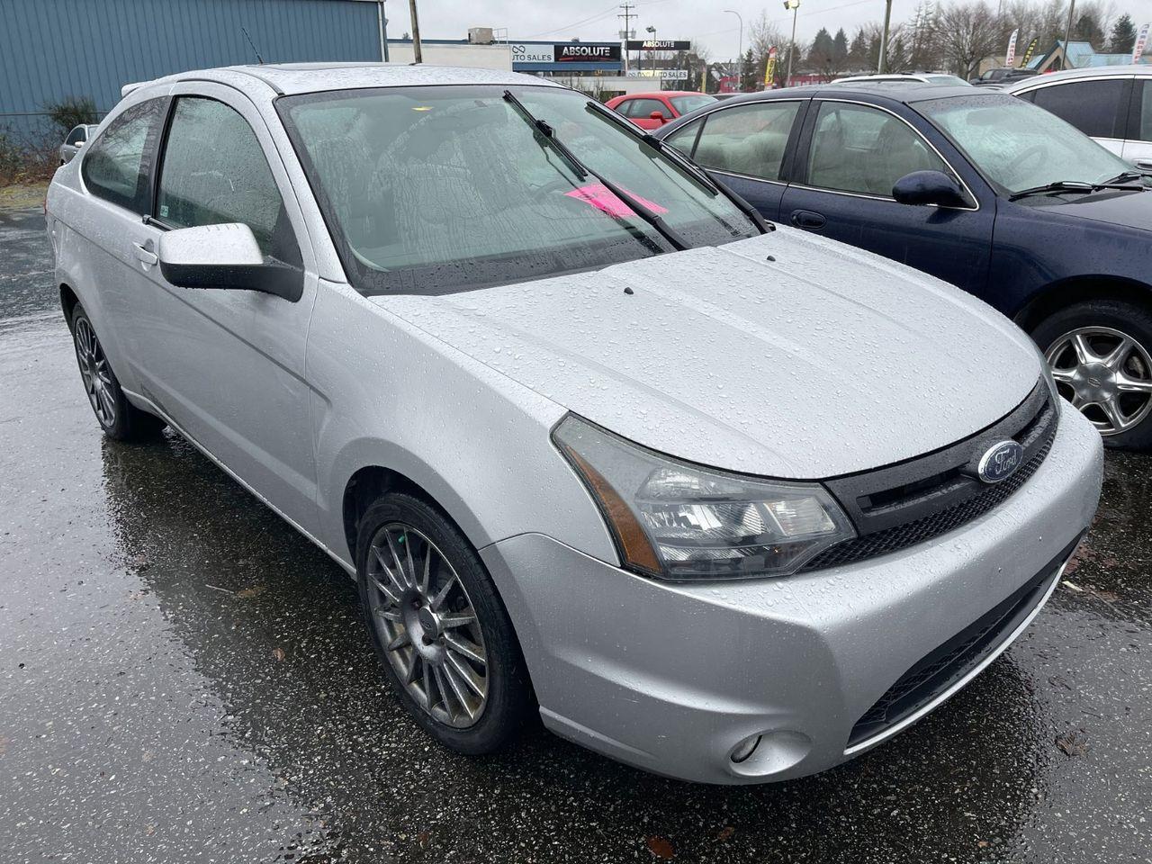 2009 Ford Focus SES-0