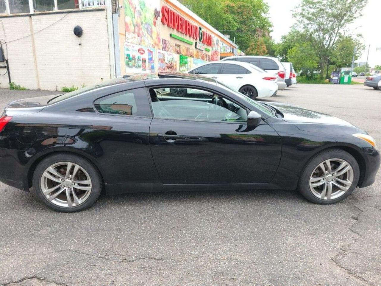 2009 Infiniti G Coupe -4