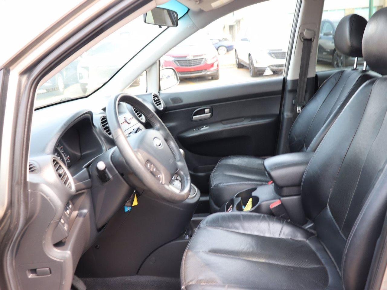 2009 Kia Rondo eX-1