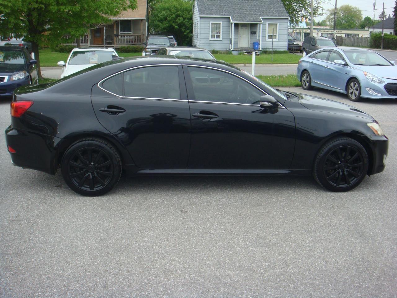 2009 Lexus IS Premium-2