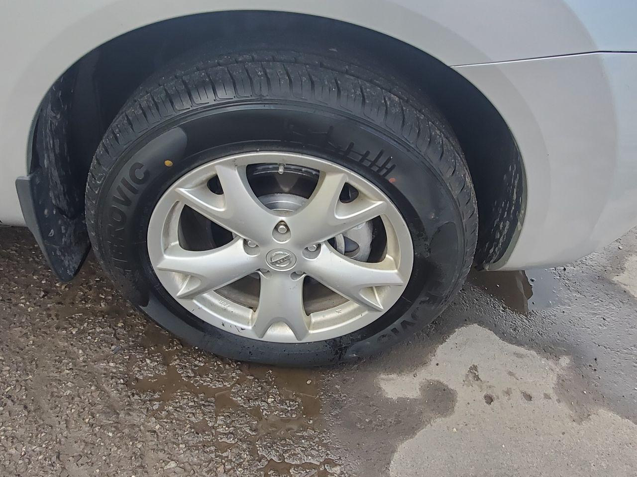 2009 Nissan Rogue S-4