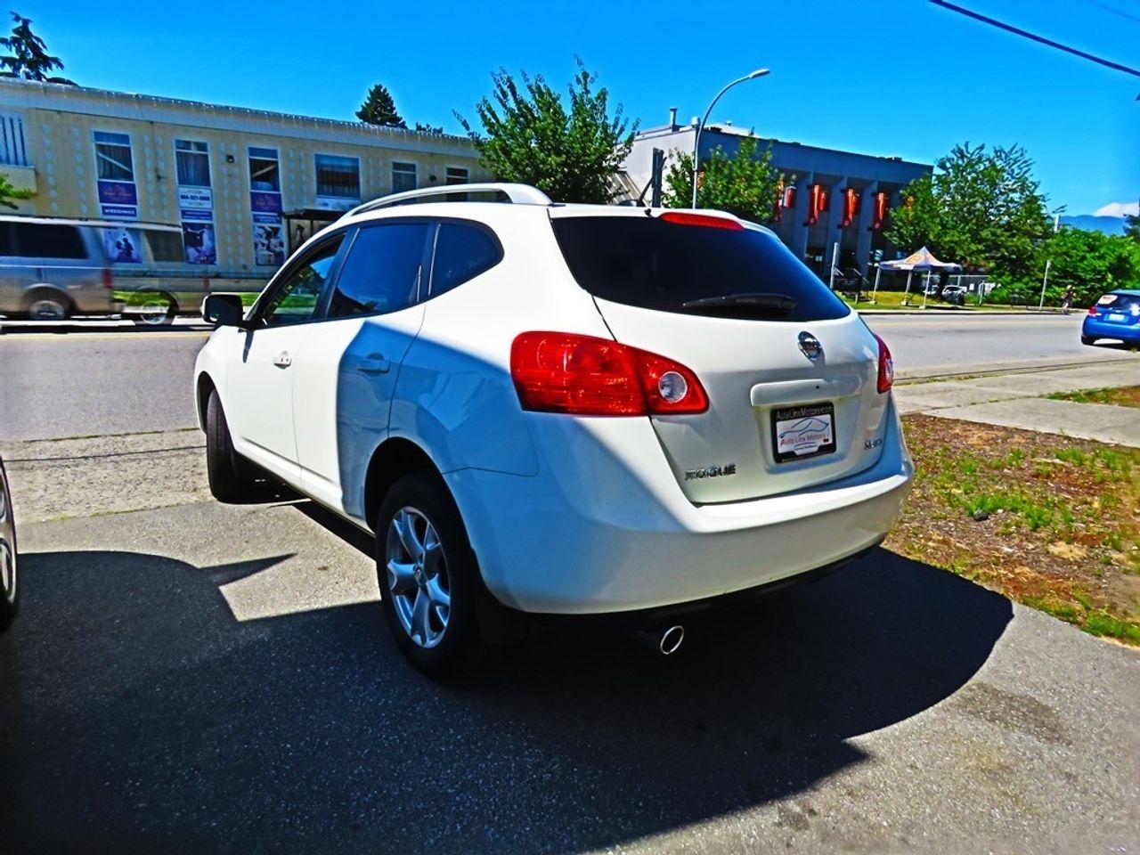 2009 Nissan Rogue S-3