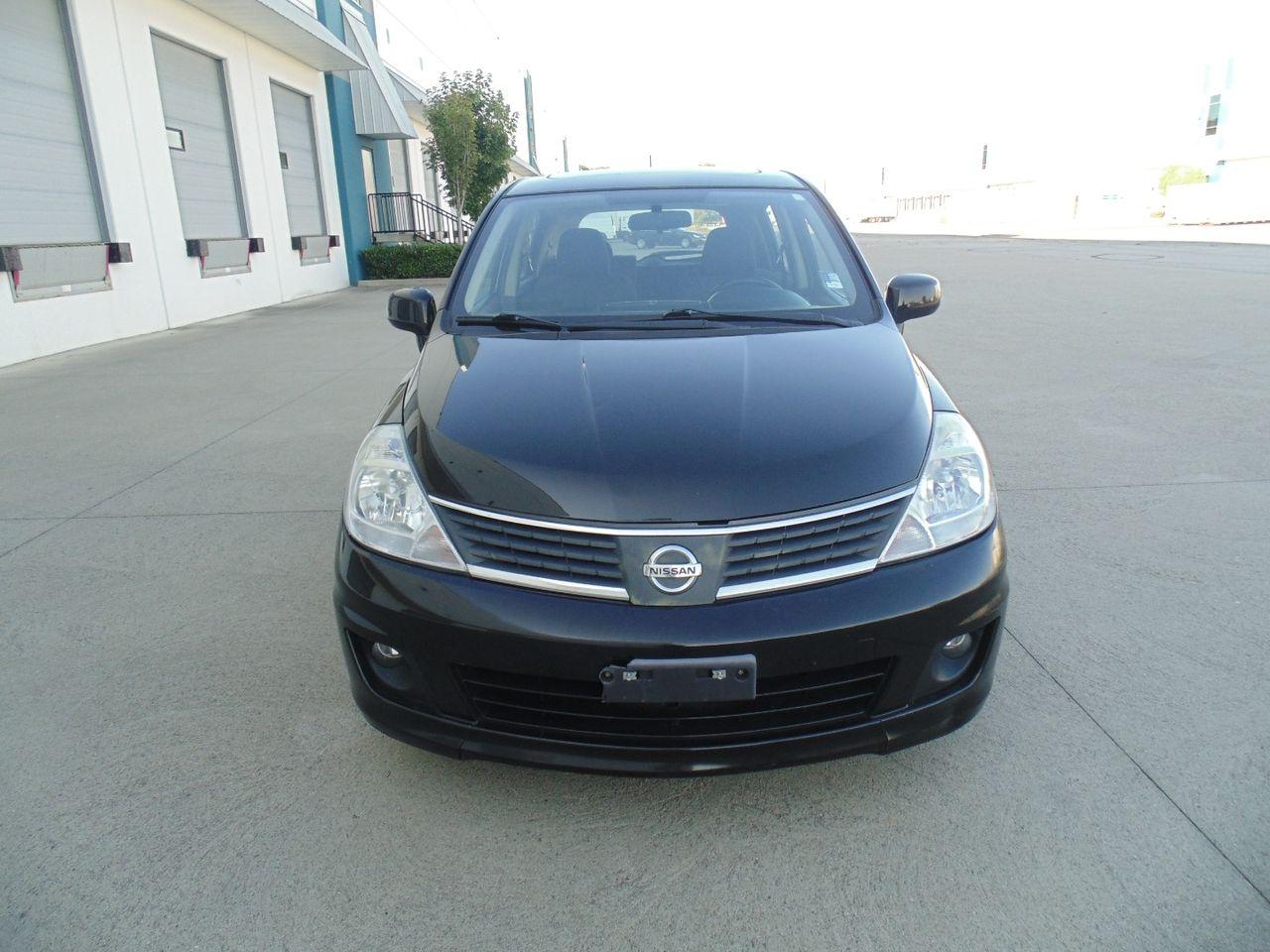 2009 Nissan Versa 1.8 S-4