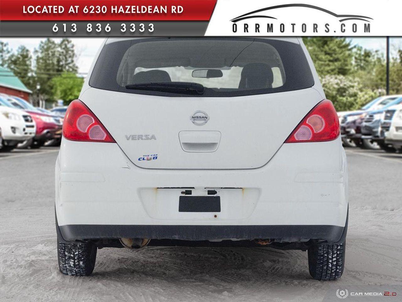 2009 Nissan Versa 1.8 S-4