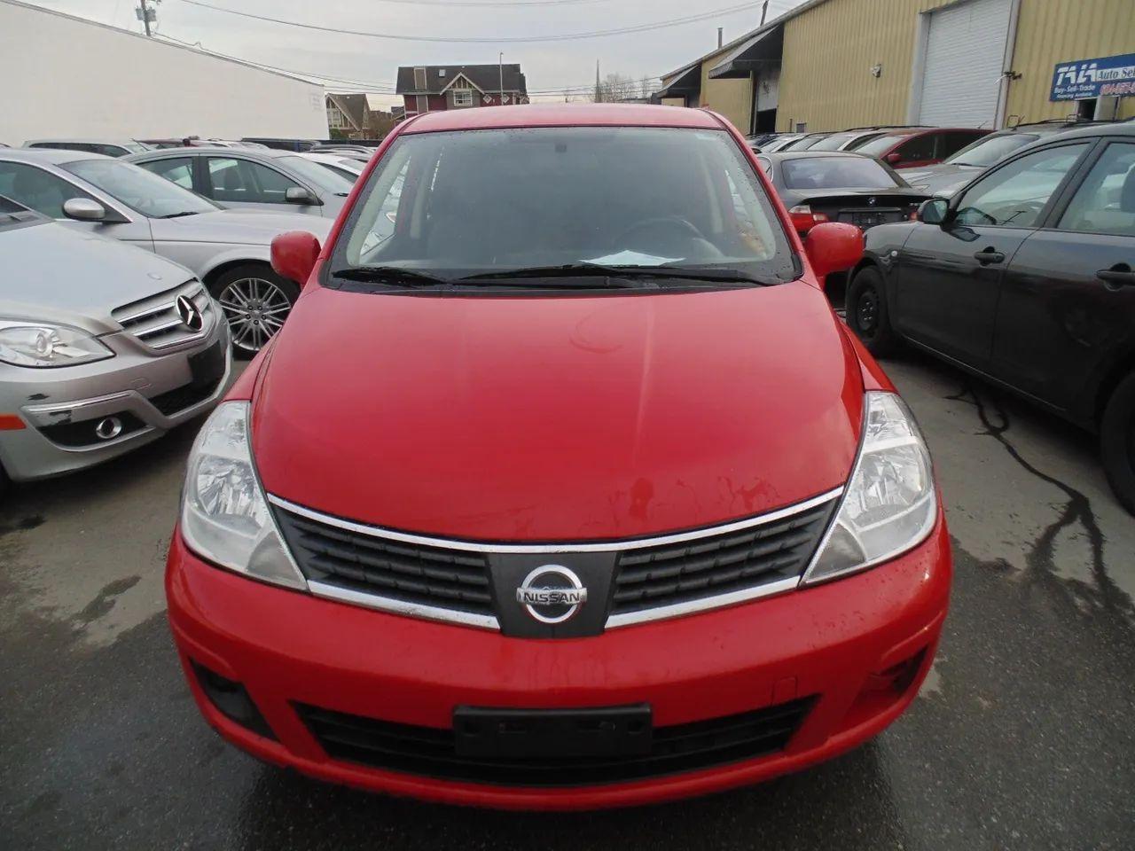 2009 Nissan Versa 1.8 S-4
