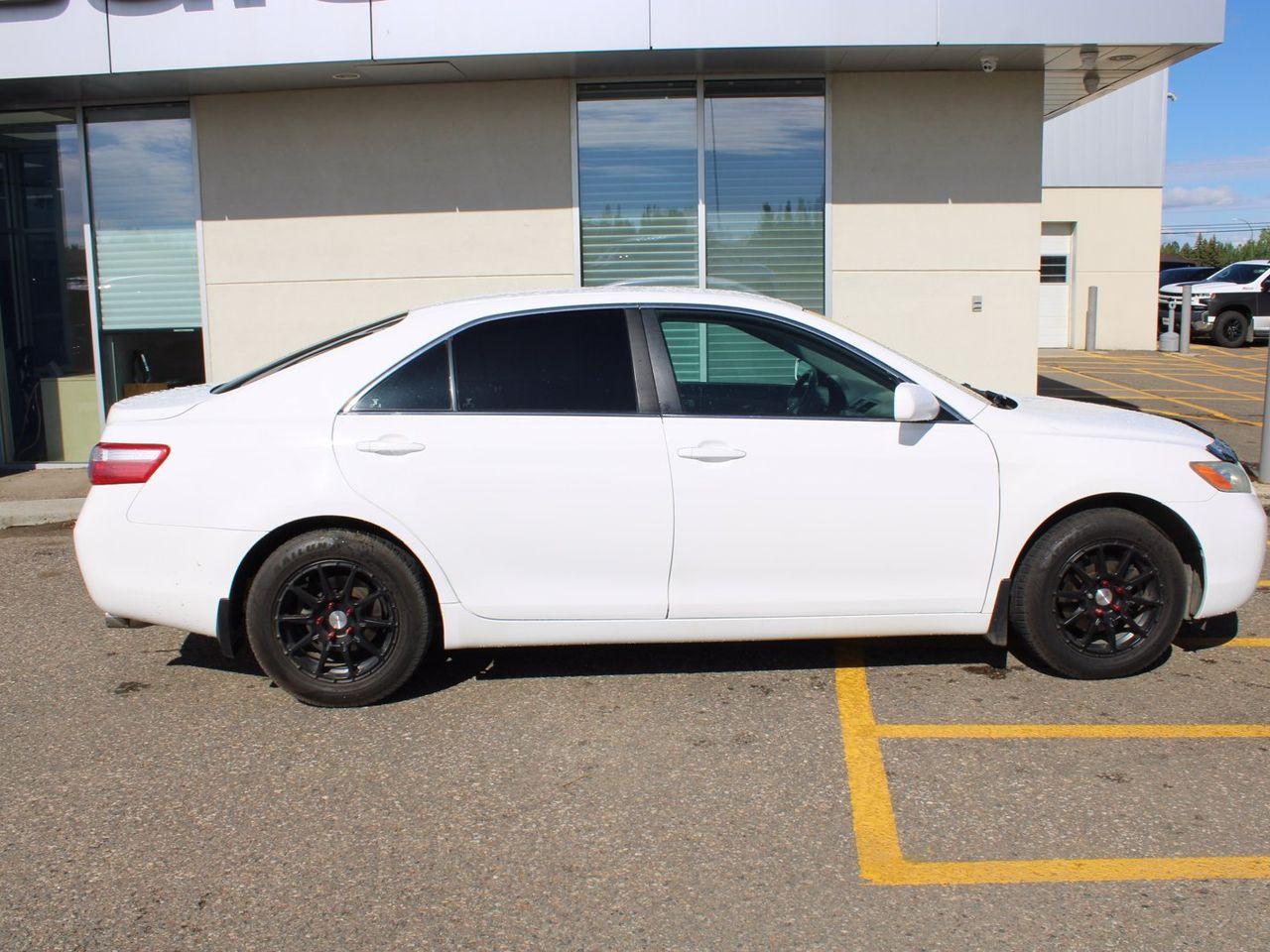 2009 Toyota Camry SE-1