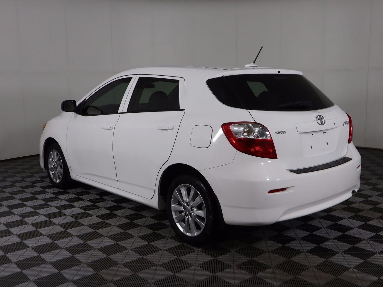 2009 Toyota Matrix Base-4