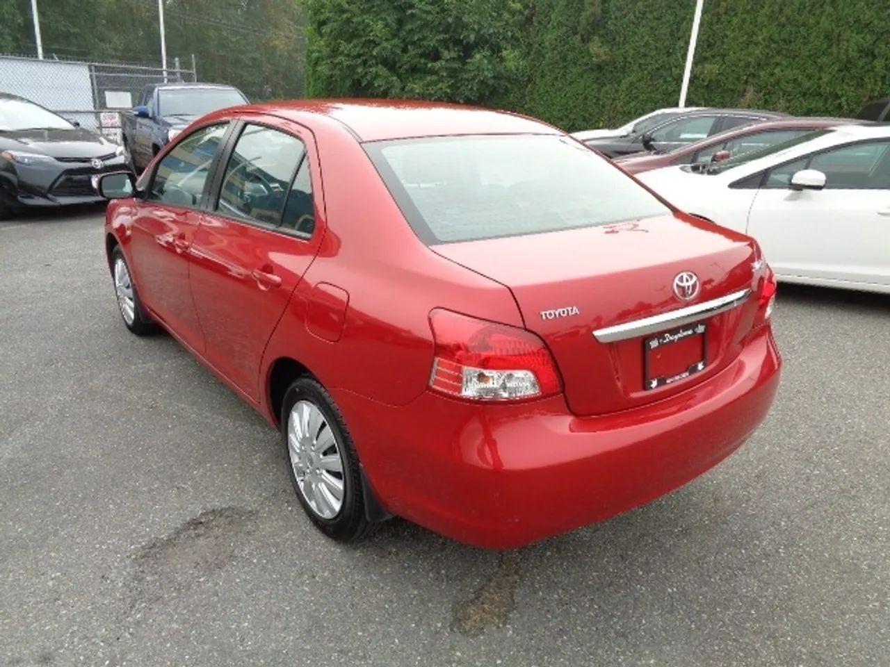 2009 Toyota Yaris S-2