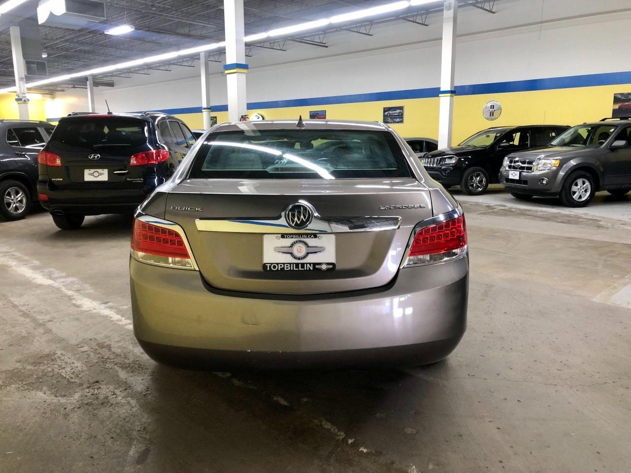 2010 Buick Allure CXL V6-4