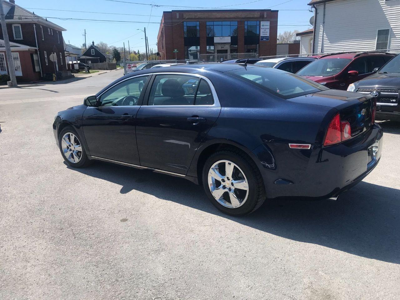 2010 Chevrolet Malibu LT2-2