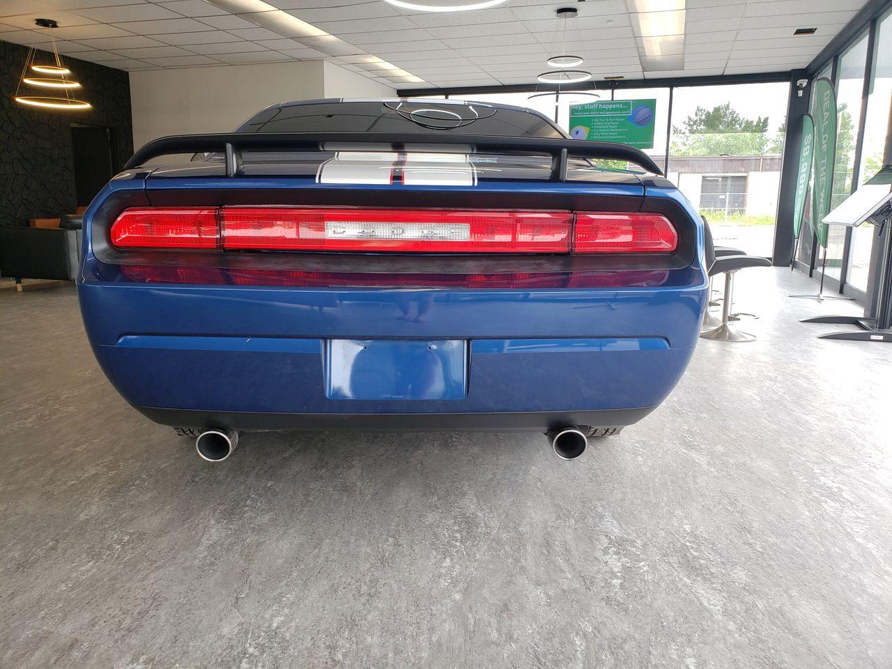 2010 Dodge Challenger SE-4