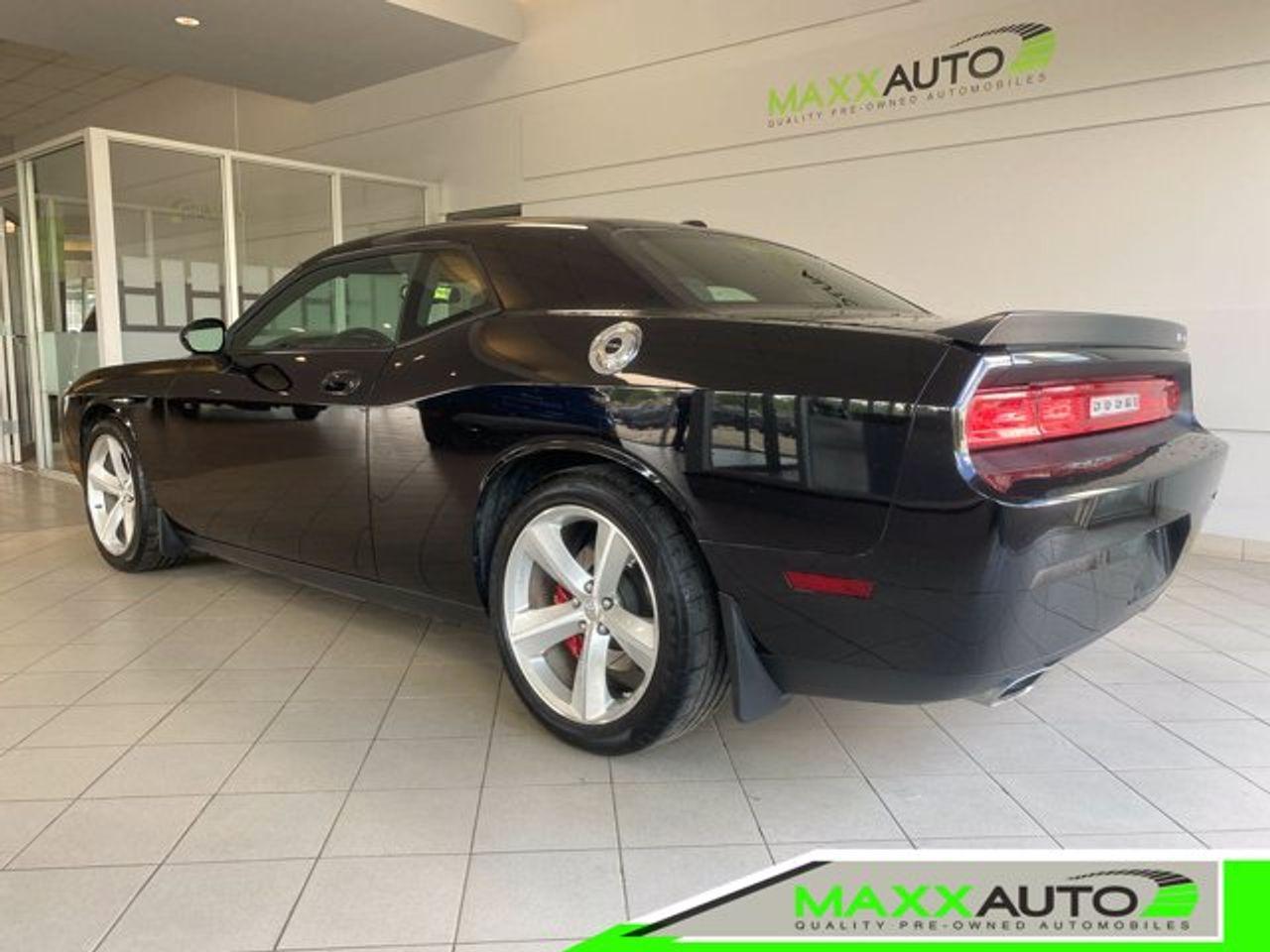 2010 Dodge Challenger Srt8-2