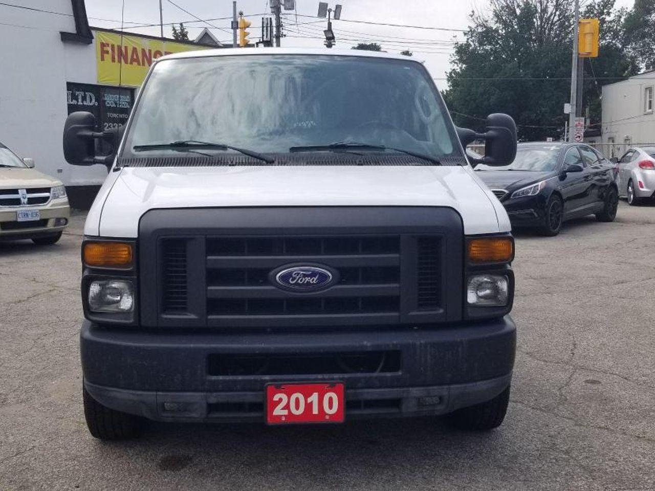 2010 Ford Econoline -1