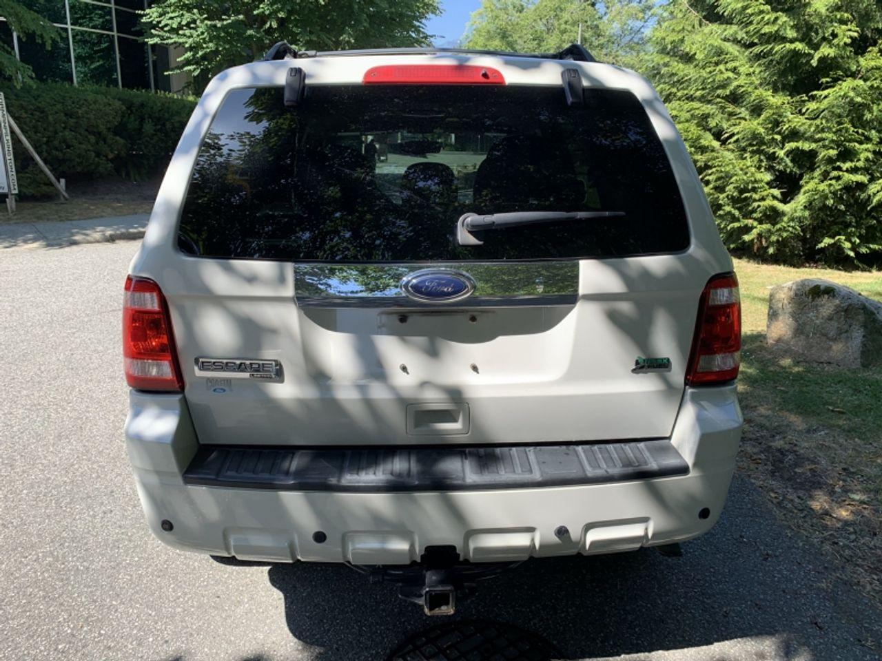 2010 Ford Escape Limited-4