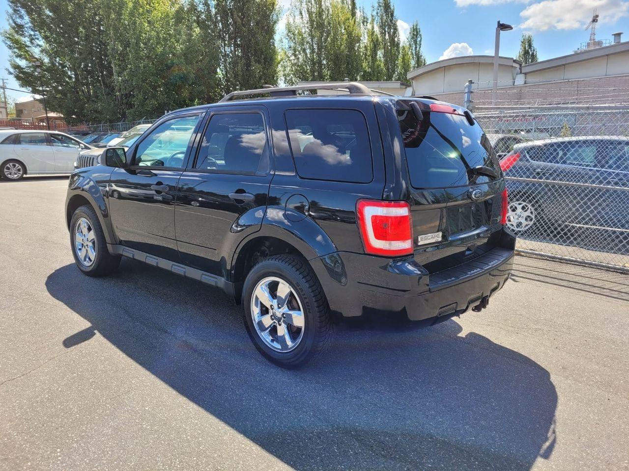 2010 Ford Escape XLT-2