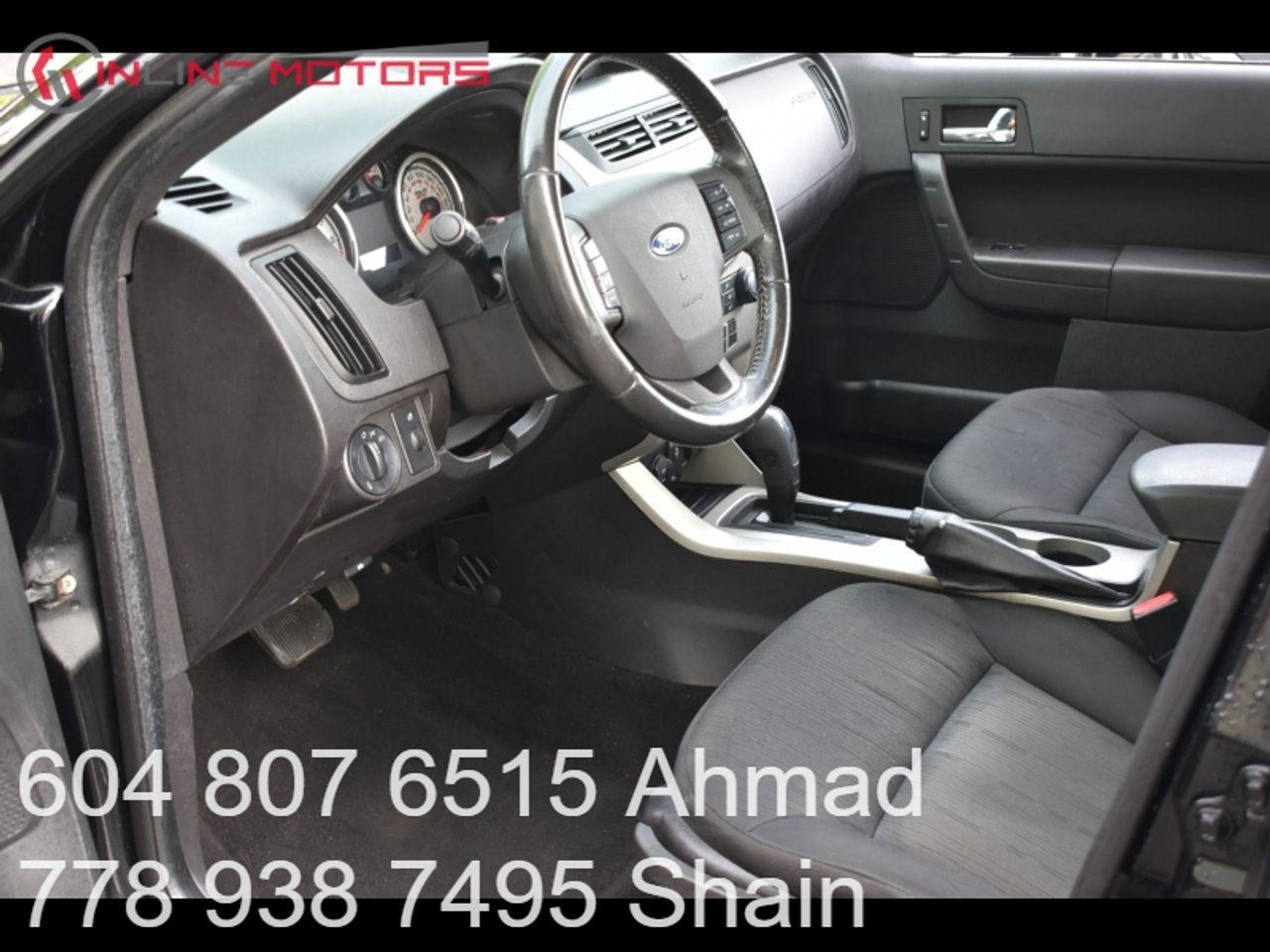 2010 Ford Focus SE-4