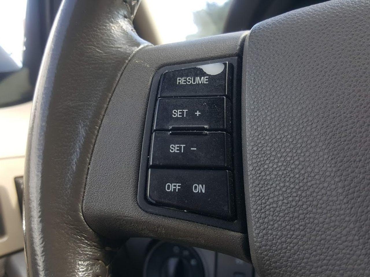 2010 Ford Focus SE-2