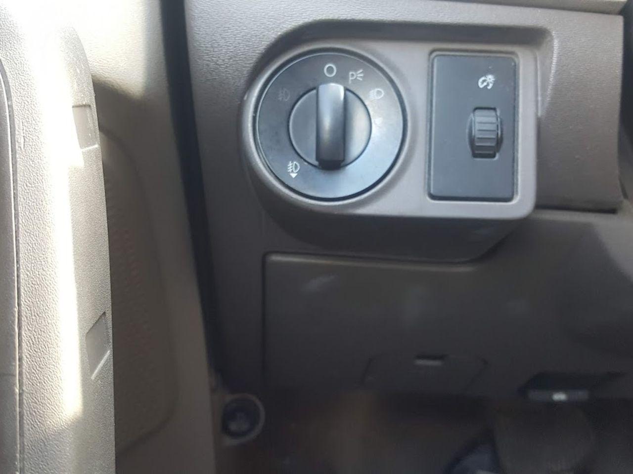 2010 Ford Focus SE-4
