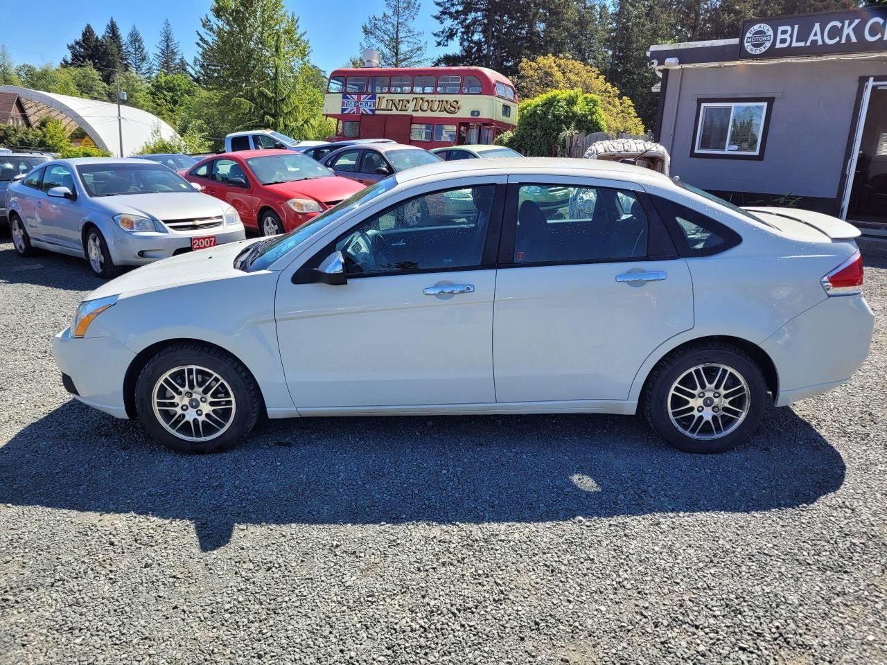 2010 Ford Focus SE-1
