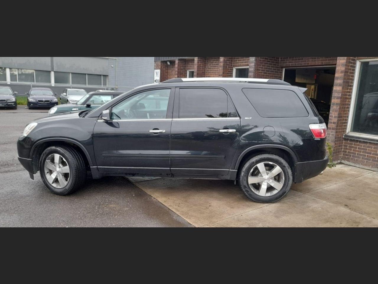 2010 GMC Acadia SLT-1-3