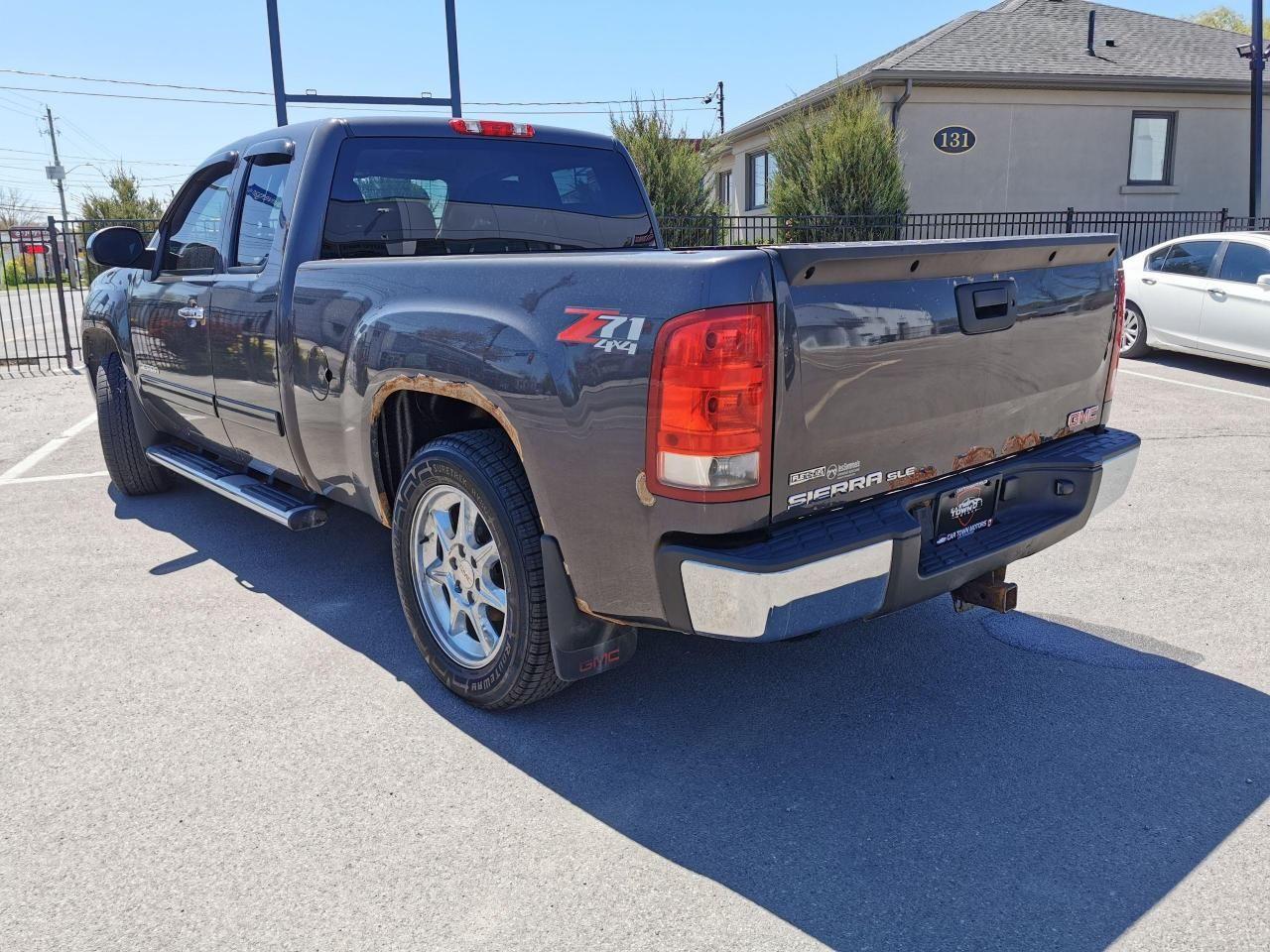 2010 GMC Sierra 1500 SLE-2