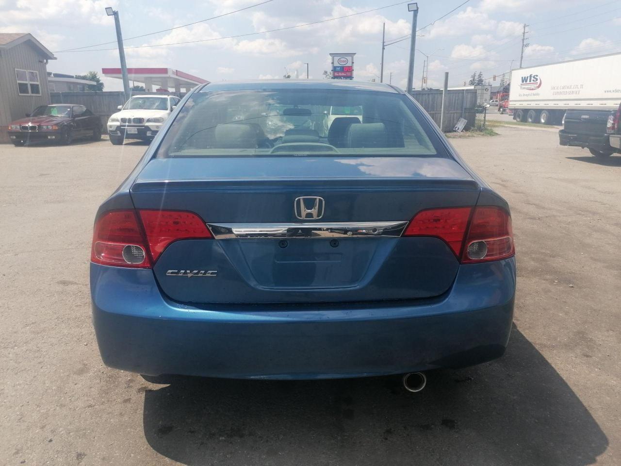 2010 Honda Civic DX-3