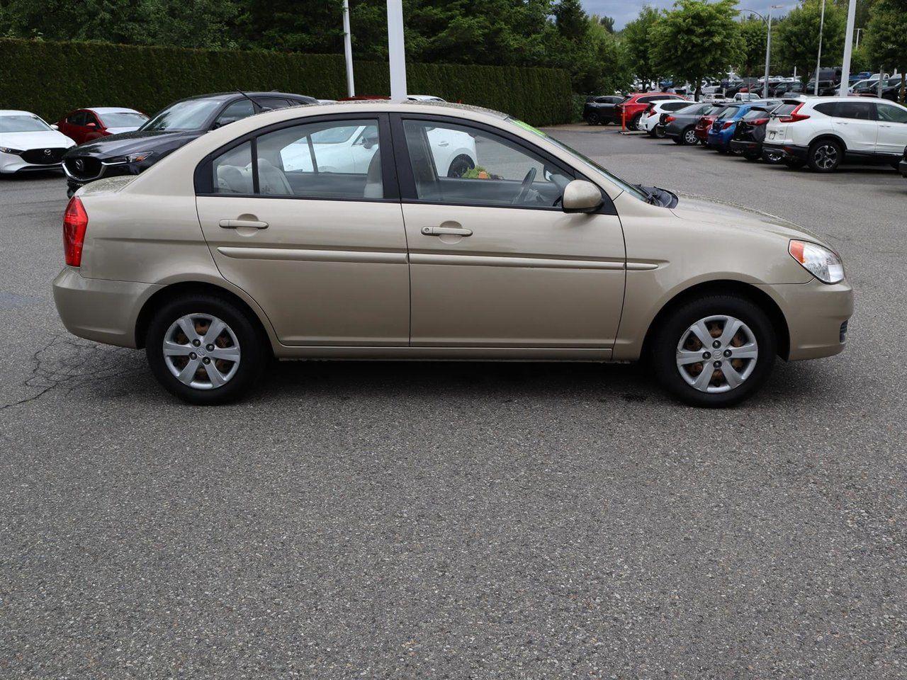 2010 Hyundai Accent GLS-4