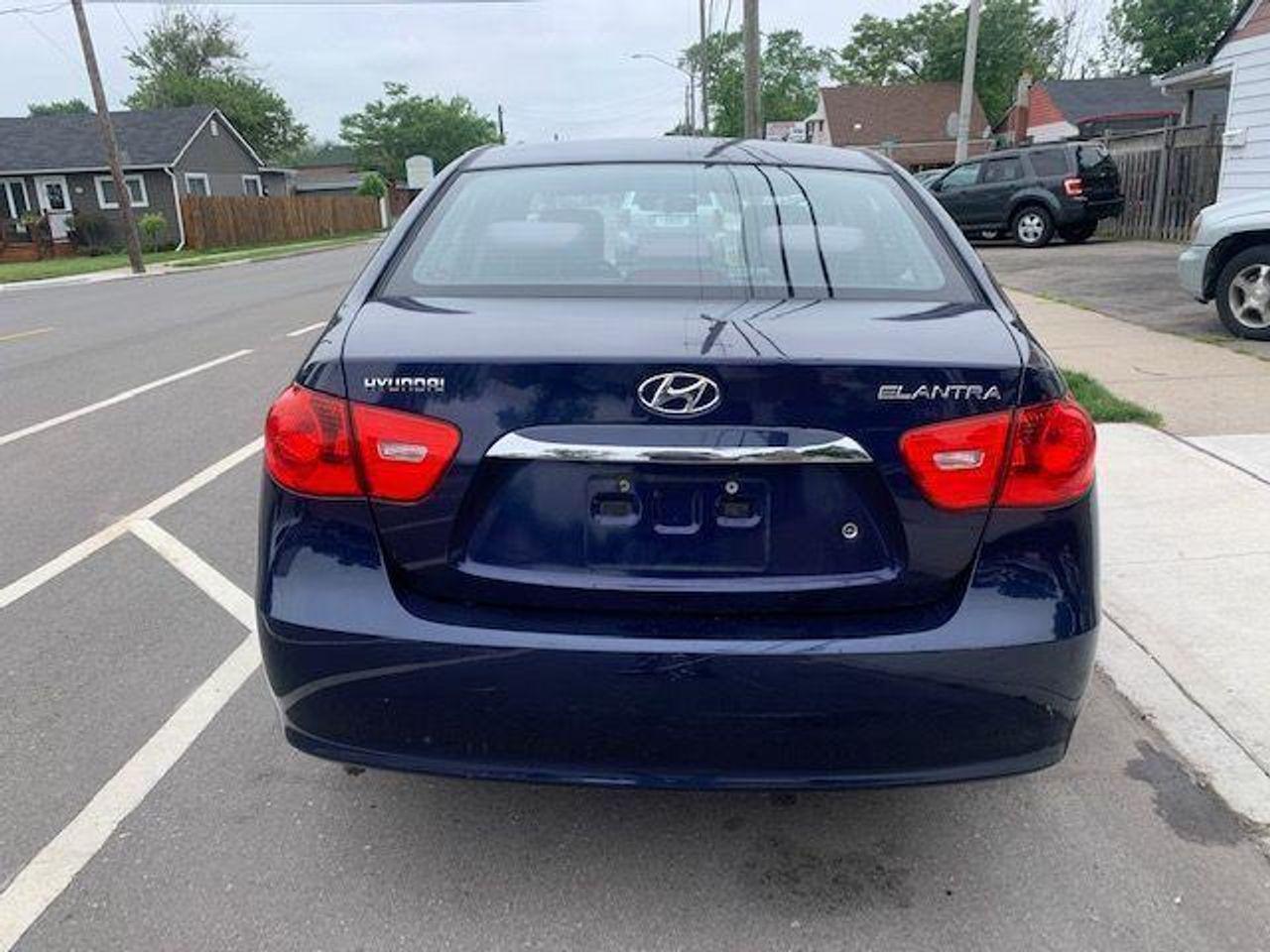 2010 Hyundai Elantra GLS-4