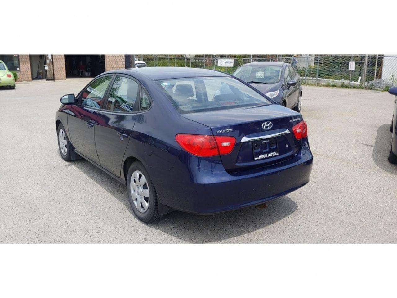 2010 Hyundai Elantra L-1