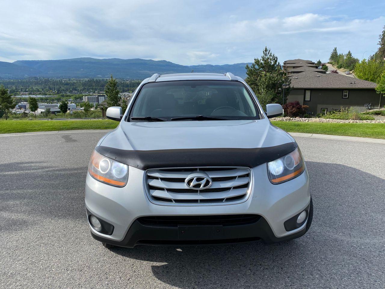 2010 Hyundai Santa Fe GL-2