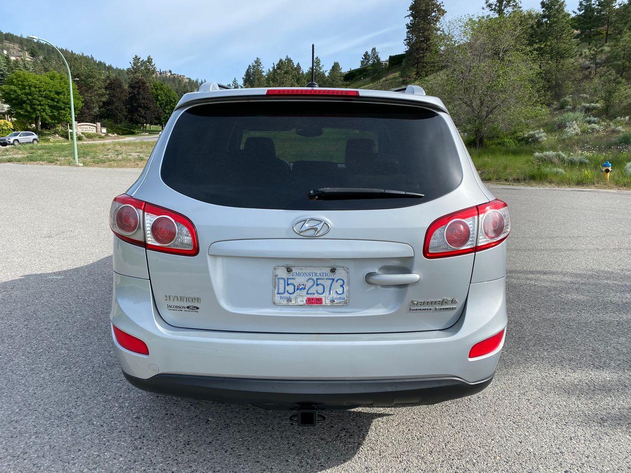 2010 Hyundai Santa Fe GL-3
