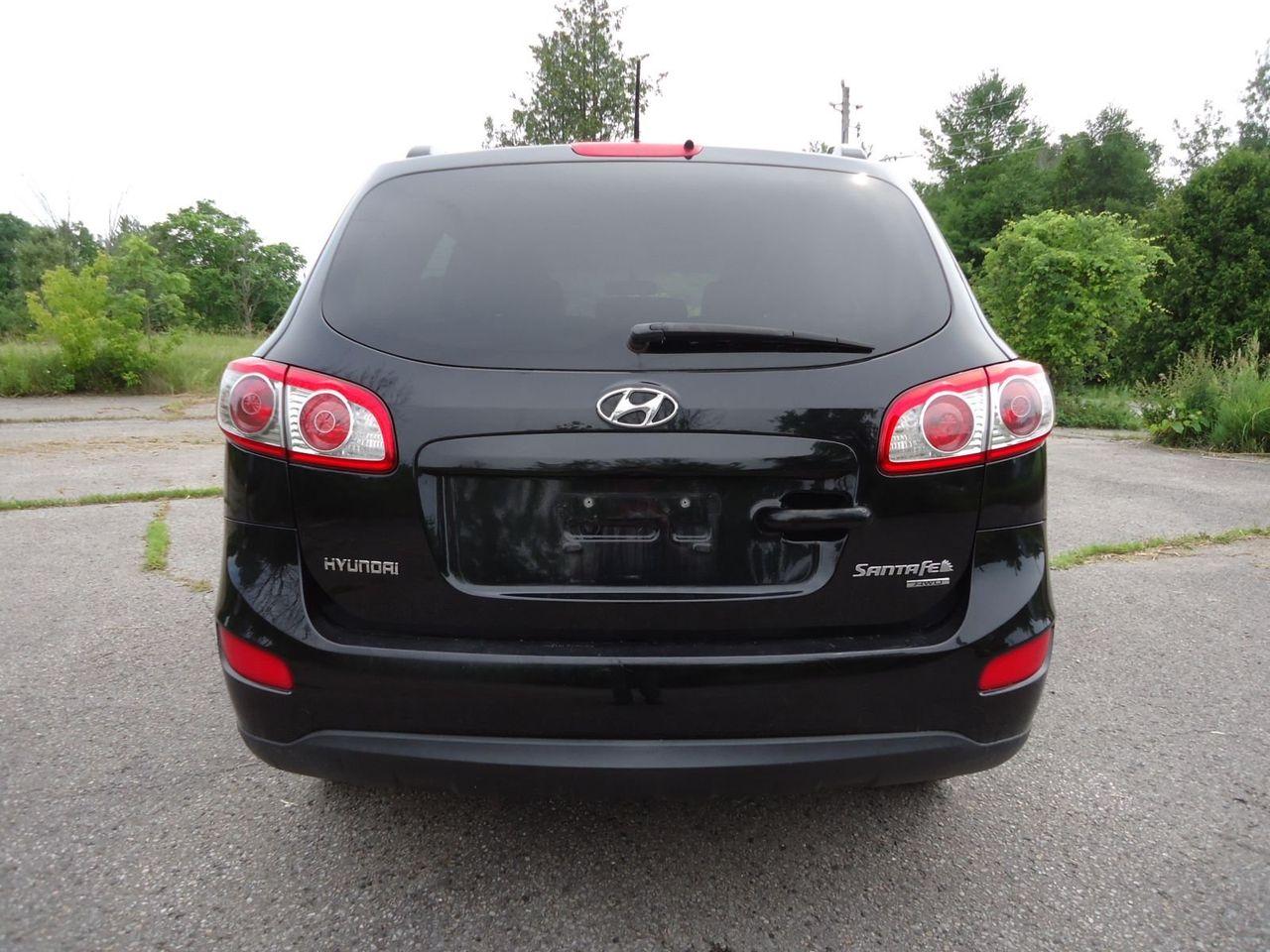 2010 Hyundai Santa Fe GLS-3