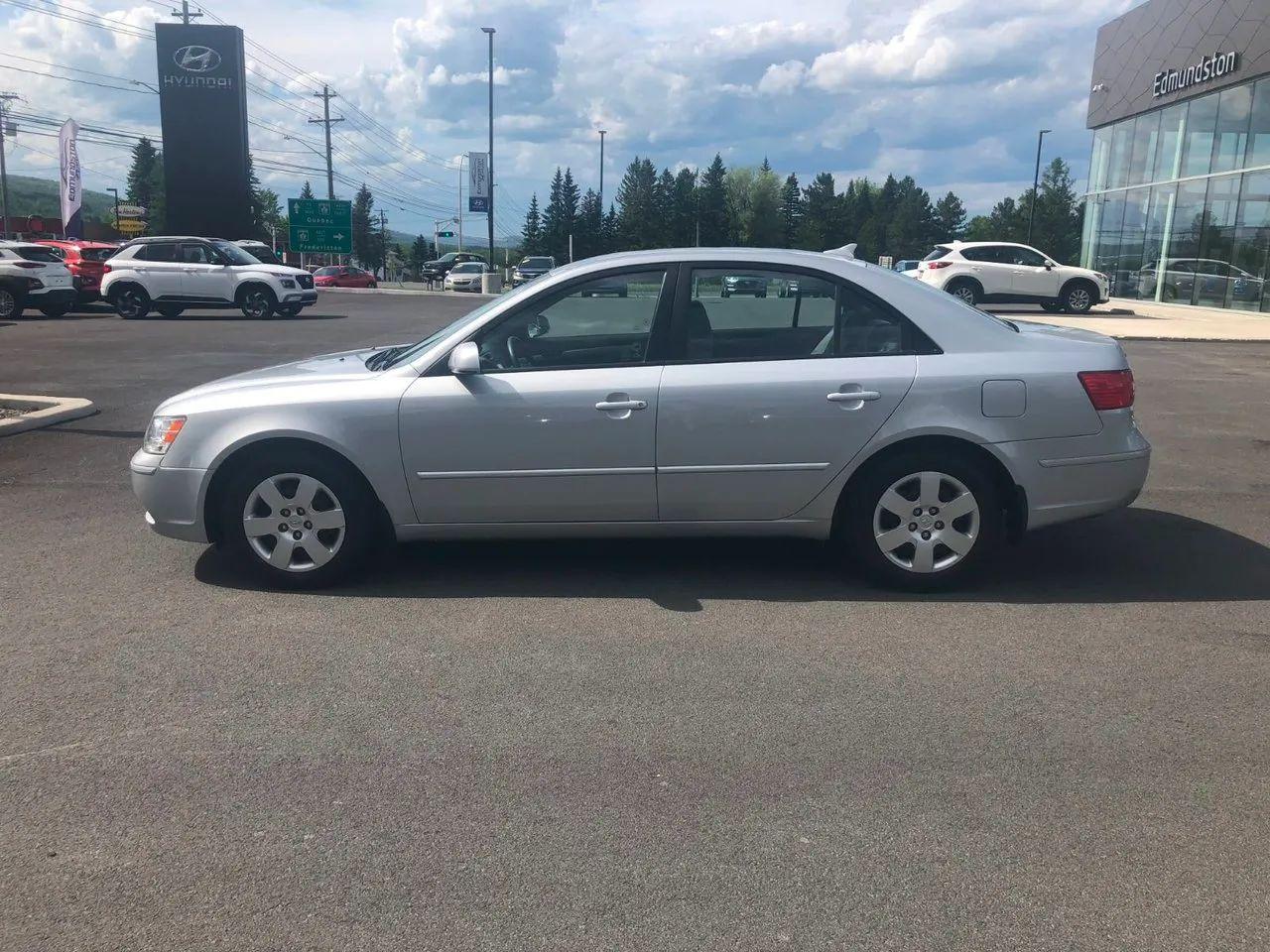 2010 Hyundai Sonata GL-2