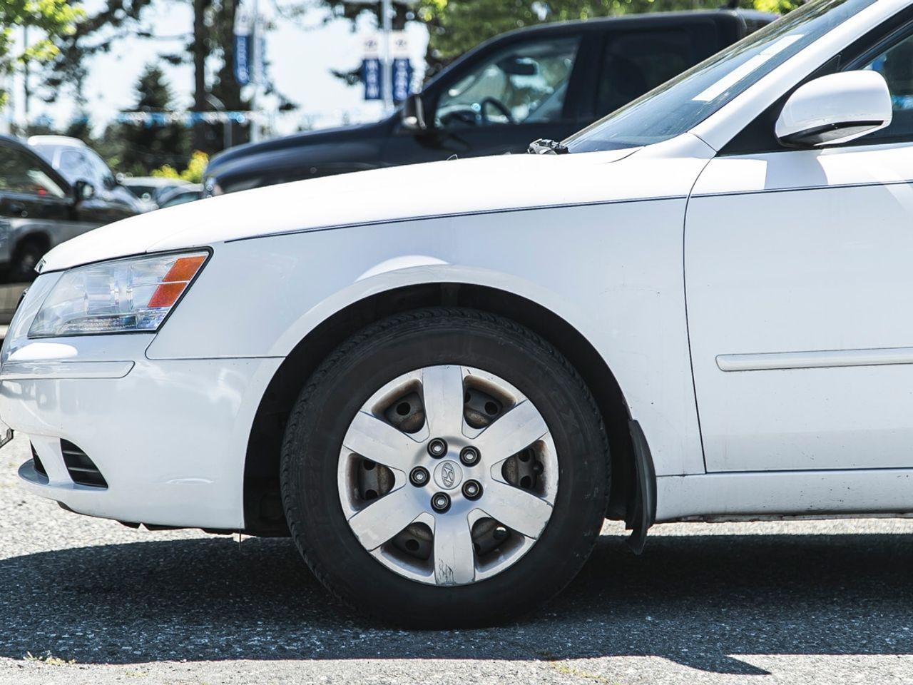 2010 Hyundai Sonata GL-4