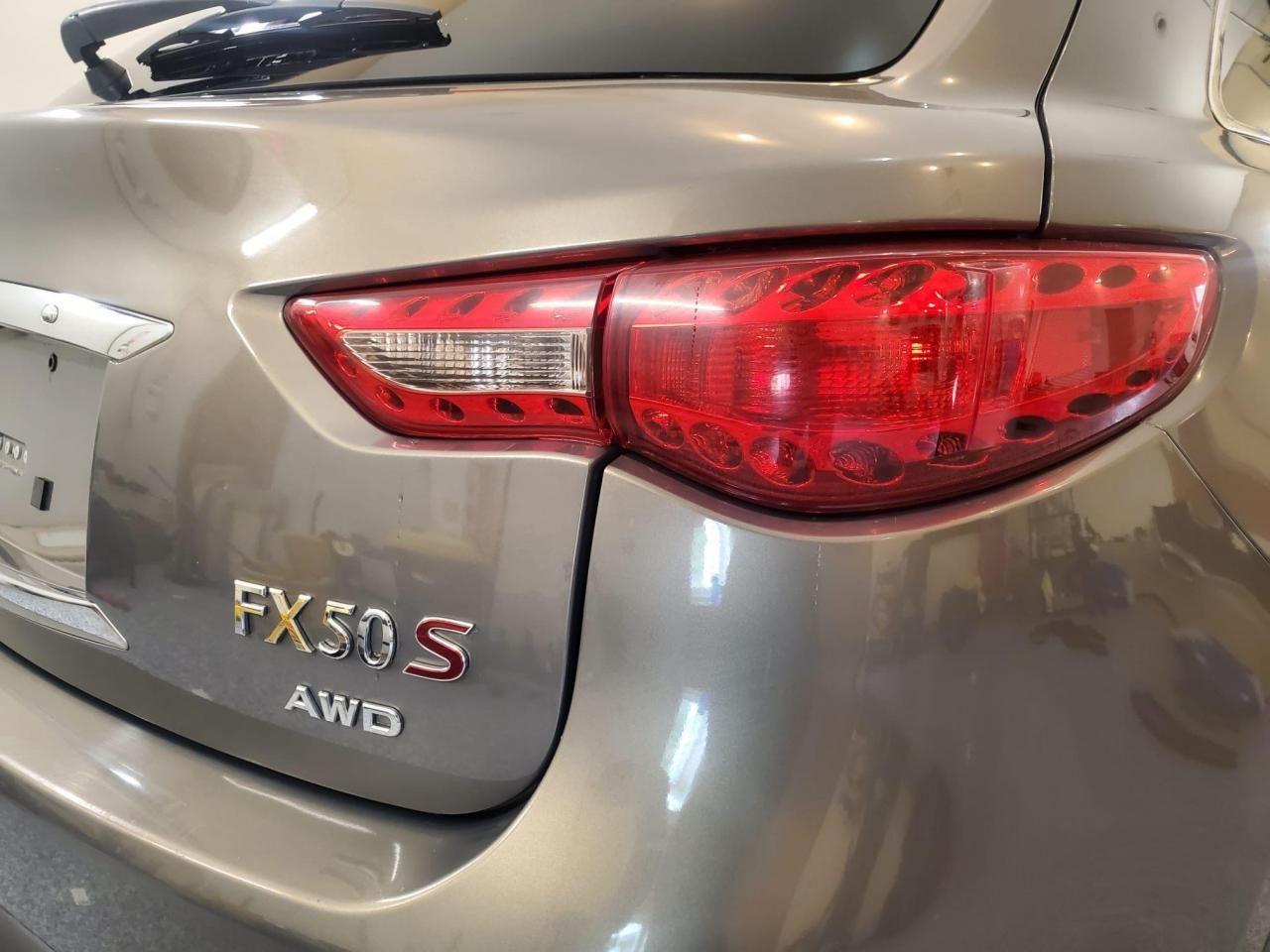 2010 Infiniti FX -4
